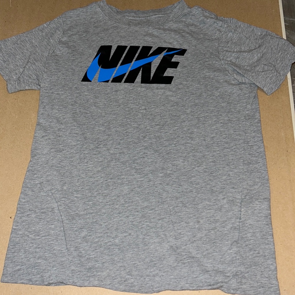 Boys Nike shirt